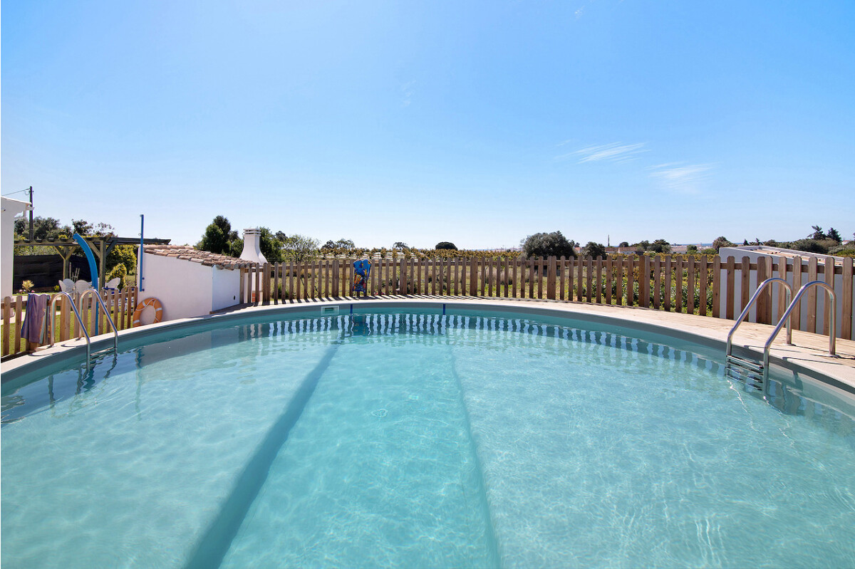 Holiday Home Quinta da Bornacha - A with Sea View, Shared Pool and Wi-Fi