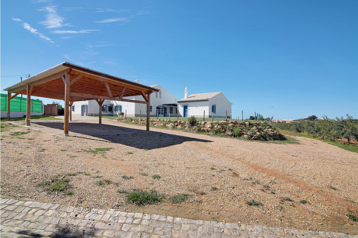 Casa de férias 'Quinta da Bornacha - B' com vista para o mar, piscina partilhada e Wi-Fi