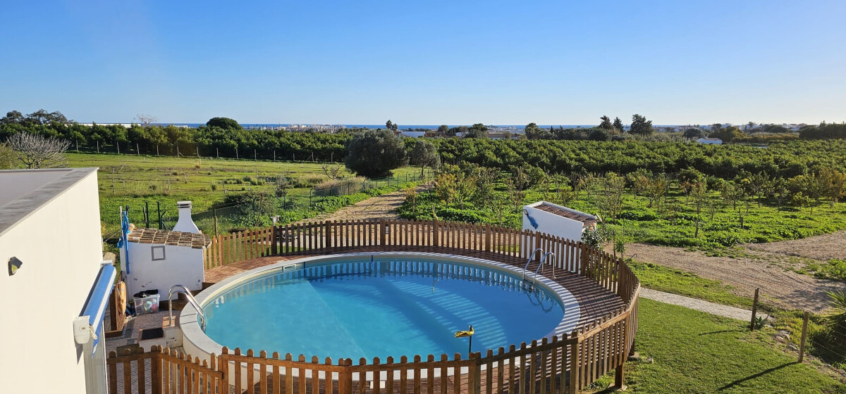 Casa de férias 'Quinta da Bornacha - C' com vista para o mar, piscina partilhada e Wi-Fi