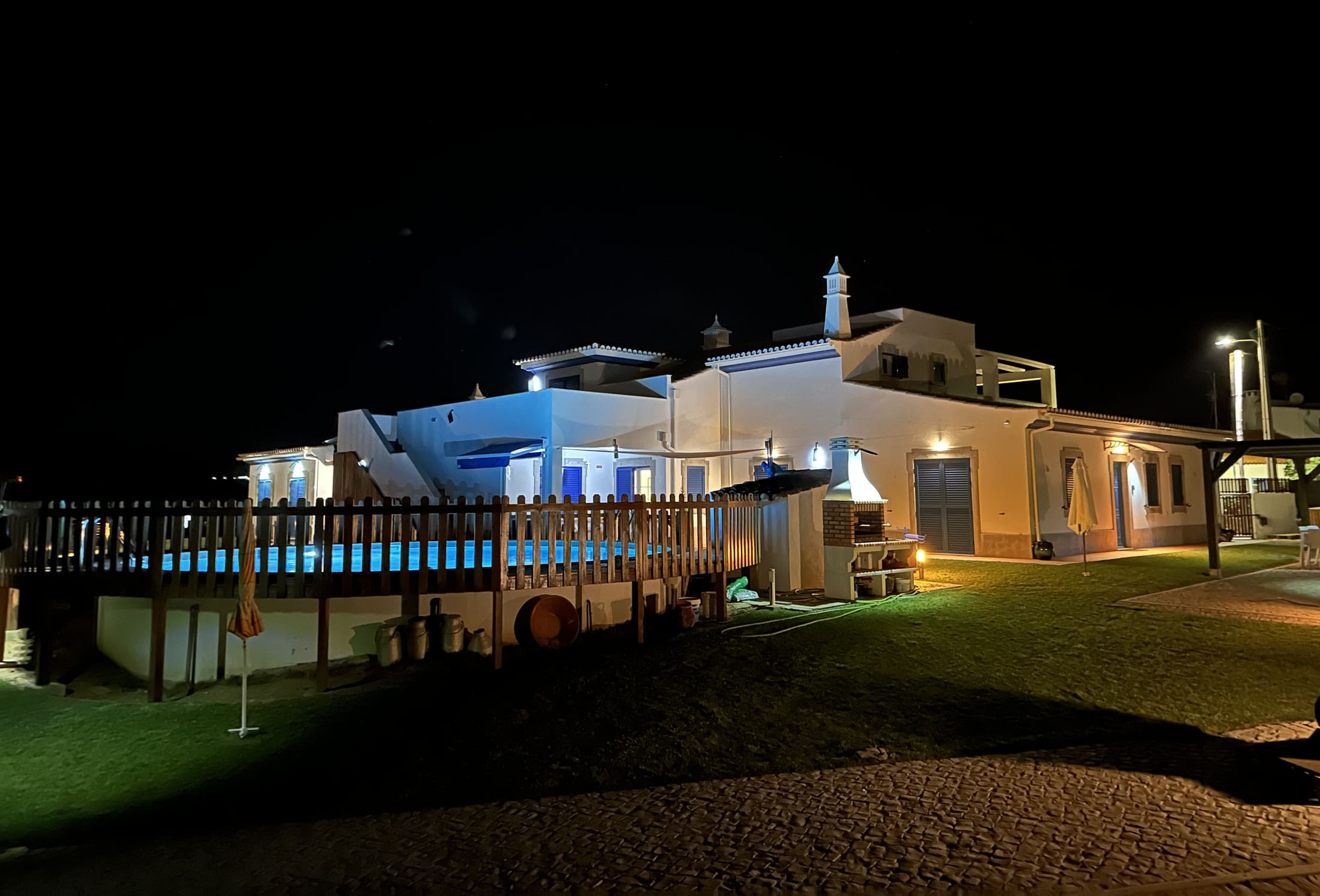 Casa de férias 'Quinta da Bornacha - C' com vista para o mar, piscina partilhada e Wi-Fi